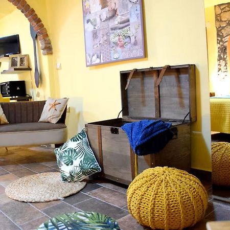 Agriturismo Su'E Lentu بوسا المظهر الخارجي الصورة