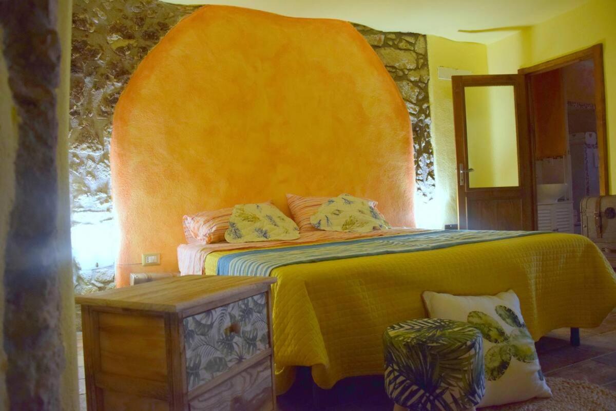 Agriturismo Su'E Lentu بوسا المظهر الخارجي الصورة